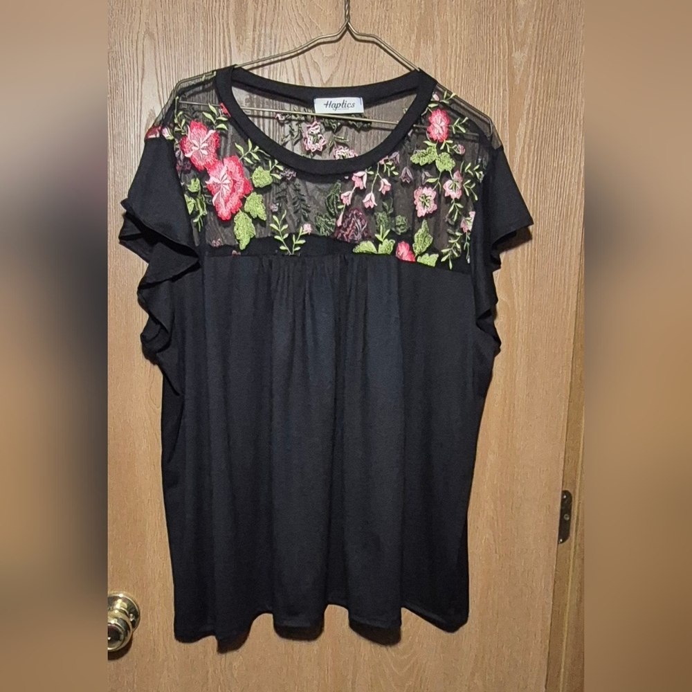 Haptics Black Sheer Floral Embroidered Flowy Soft Top 1X